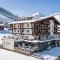 MyGoodLife Hotel & Bar