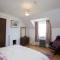 Lighthouse Cottage (Shared Facilities)
