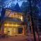 Wild root stay- Aster Chalet