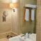 Azka Hotel