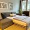 Bright & Stylish-Heart of Old City-Experienced Hosts