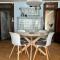 Bright & Stylish-Heart of Old City-Experienced Hosts