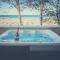 Marina Beach Suite Hotel