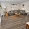 Mooloolaba Waterfront Unit - sleeps 8