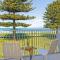 Whispering Sands Beachfront Motel