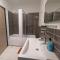 Large Townhouse close to Beach