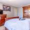Central Aster House, 3 Bedrooms, Parking
