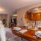 Central Aster House, 3 Bedrooms, Parking