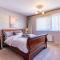 Central Aster House, 3 Bedrooms, Parking