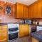 Central Aster House, 3 Bedrooms, Parking