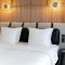MUZE Hotel Dusseldorf - Handwritten Collection