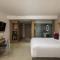 Novotel Yangon Max