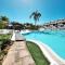 Adejeparadise25-B Duplex views and heatedpool