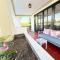 Wayside Beach Apartments