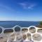 Shark Studio Retreat at Swan Villas - Gold Standard Certified