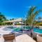Shark Studio Retreat at Swan Villas - Gold Standard Certified