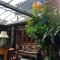 Kelly‘s Courtyard Hotel