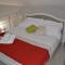 Al Centro Suites