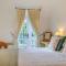 Apple Cottage-Uk37361