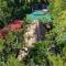 Yerrata Resorts