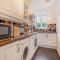 Horseshoe Cottage-Uk37360