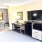 Super 8 by Wyndham Morganton
