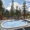 Mountain View Escape with open hot tub, Views!!