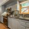 Cedar Crest-Stellars Jay Cottage 4