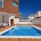 Seaview Luxury Villa Jacuzzi & Pool! 2 Min Beach