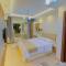 Ultra Luxury 3BR with Pools ,Sports ,Dining in Gated compound, Close to all sites