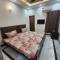 Guest House & Apartments Johar Town near Emporium & Expo