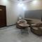 Guest House & Apartments Johar Town near Emporium & Expo