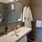Hotel 1001 Nott
