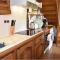 2Bed Cottage Sleeps 4 - Garden Patio Pets