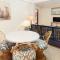 Family Getaway Suite at Hummingbird Home Suites Gold Standard Certified