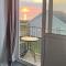 Villa - Sleeps 6 - Pets Ok - Pool - Parking