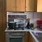 1 Bed - Sleeps 2 - Private Balcony - Free Parking