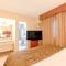 Historic Coronado Motor Hotel by OYO