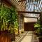 Kiras Boutique Hotel Kiras Boutique Hotel