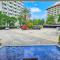 Mermaid Beach Resort - 100m to Beach, Saltwater Pool & BeerGarden