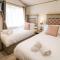 Curlew Lodge
