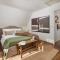 Hillside Lodge, Boutique & Spa