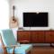 The Blue Beach House - Pet Friendly Coastal Escape in Mollymook