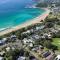The Blue Beach House - Pet Friendly Coastal Escape in Mollymook