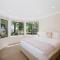 Allambie - Poolside Elegance in Mudgee Countryside