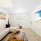 Recently Remodeled Mins from beach+Putting Green