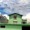 Nandes Place
