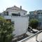 Poshta 1 Apartment 3