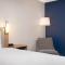Spark by Hilton Springfield Eugene