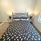 Comfortable & Spacious -2bd 2bth - Braddon